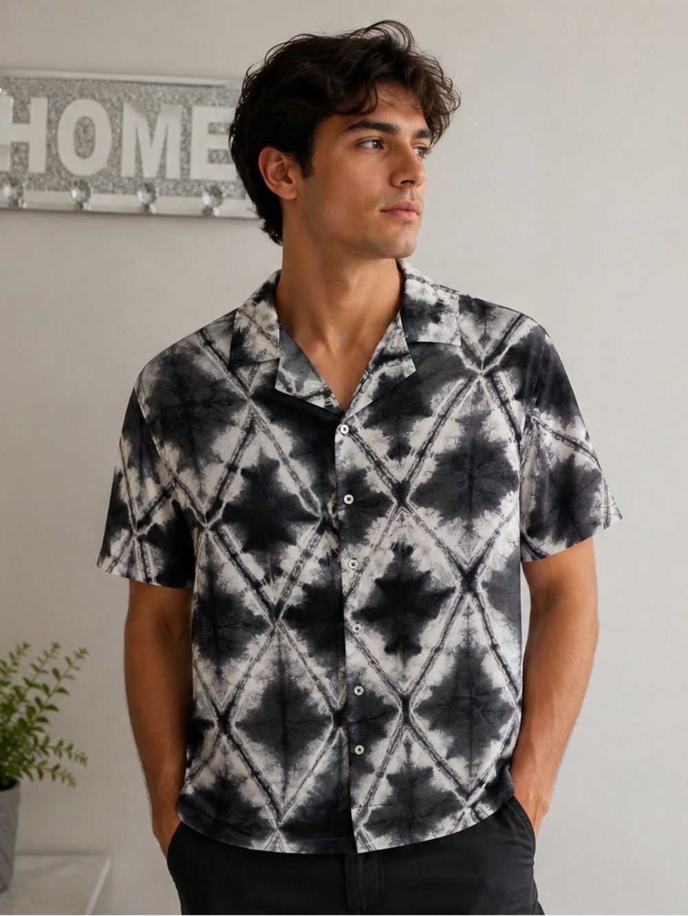 NWT No Boundaries Tie Dye Button Up Shirt Men’s L Black White Y2K